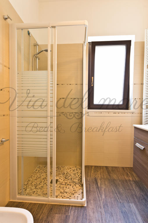 Viadelmare Rooms Monopoli Rum bild