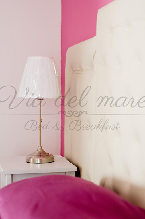 Viadelmare Rooms Monopoli Rum bild